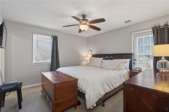 1325 N Harvey Drive, Olathe, KS 66061