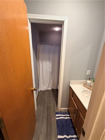 1325 N Harvey Drive, Olathe, KS 66061