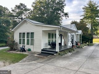 1076 Country Club Road, Elberton, GA 30635