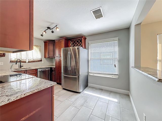 141 EDGEWATER CIRCLE, Sanford, FL 32773