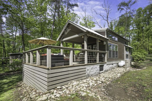 484 Deer Lick Trail, Monteagle, TN 37356
