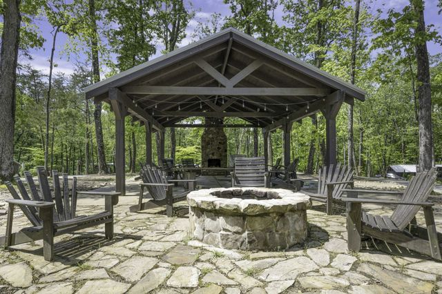 484 Deer Lick Trail, Monteagle, TN 37356
