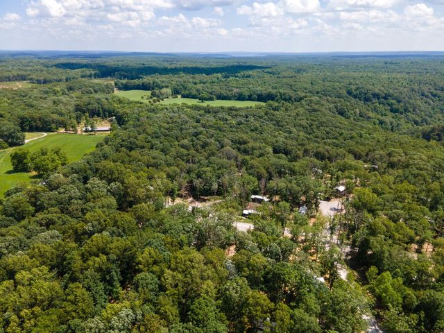 484 Deer Lick Trail, Monteagle, TN 37356