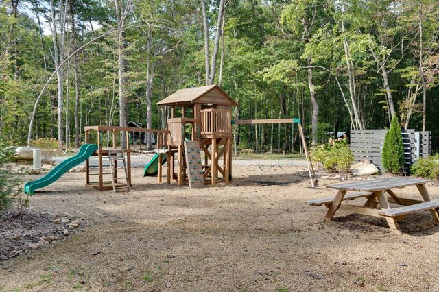 484 Deer Lick Trail, Monteagle, TN 37356