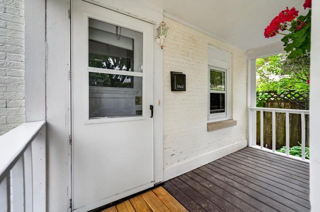 612 S Brooks Street, Madison, WI 53715