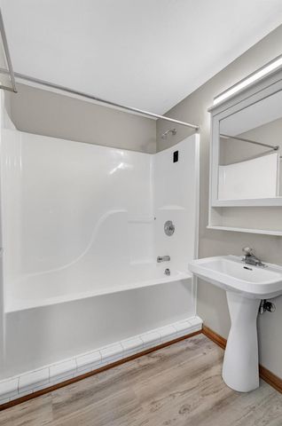 612 S Brooks Street, Madison, WI 53715