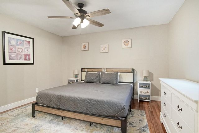 1002 Avenue E E, Fort Pierce, FL 34950