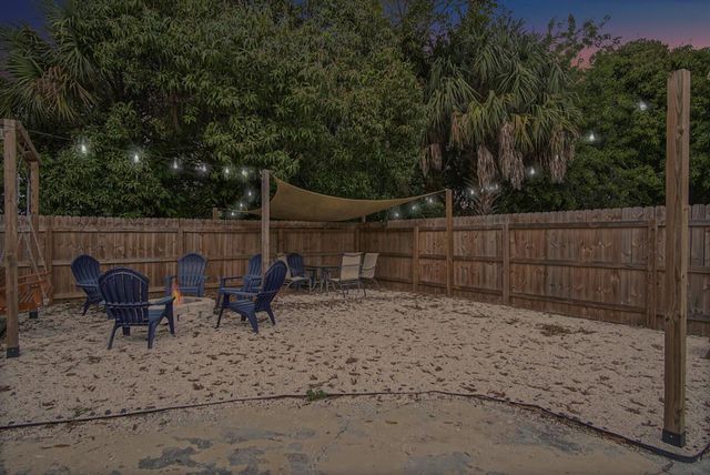 1002 Avenue E E, Fort Pierce, FL 34950