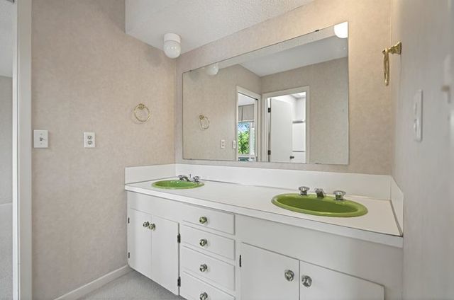 2916 Rambling Path Drive, Anderson, SC 29621