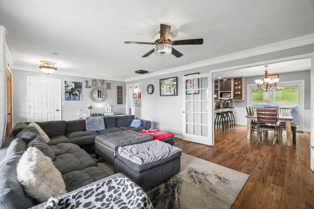 6268 Highway 100, W, Centerville, TN 37033