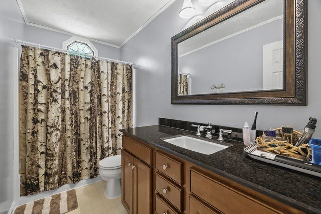 6268 Highway 100, W, Centerville, TN 37033