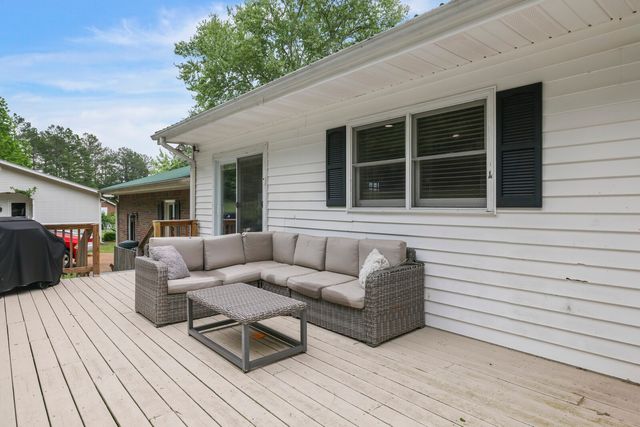 6268 Highway 100, W, Centerville, TN 37033
