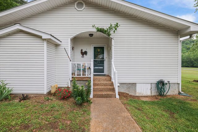 6268 Highway 100, W, Centerville, TN 37033