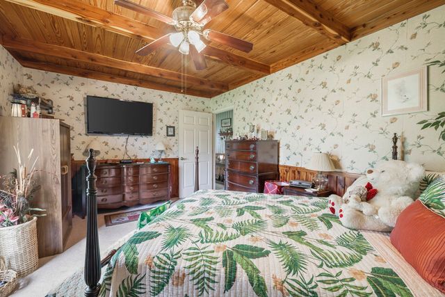 6268 Highway 100, W, Centerville, TN 37033