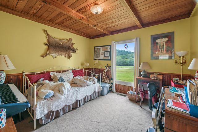 6268 Highway 100, W, Centerville, TN 37033