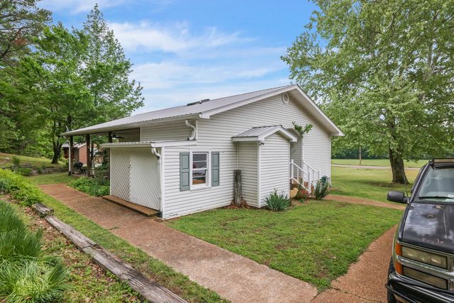 6268 Highway 100, W, Centerville, TN 37033