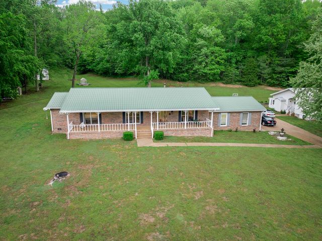 6268 Highway 100, W, Centerville, TN 37033
