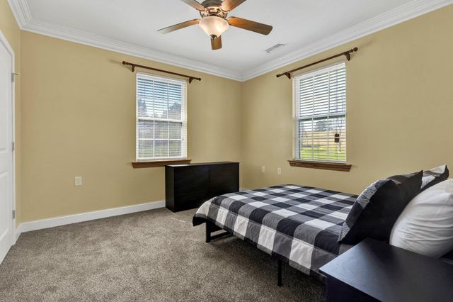 906 Diamond Circle, La Fayette, GA 30728