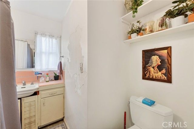 2211 Amherst, Los Angeles, CA 90064