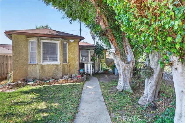 2211 Amherst, Los Angeles, CA 90064