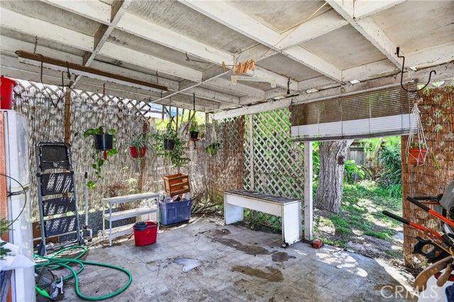 2211 Amherst, Los Angeles, CA 90064