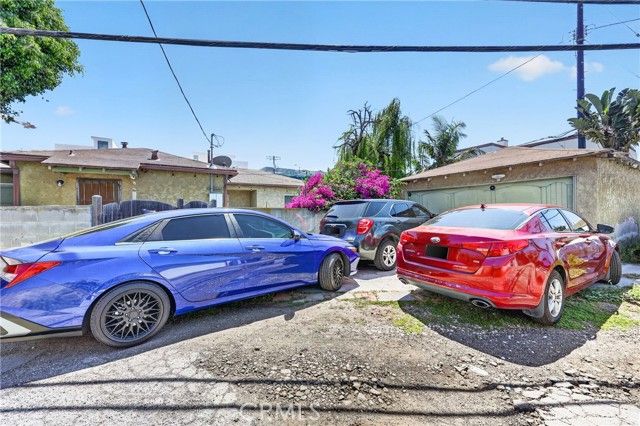 2211 Amherst, Los Angeles, CA 90064