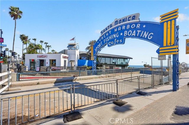 2211 Amherst, Los Angeles, CA 90064