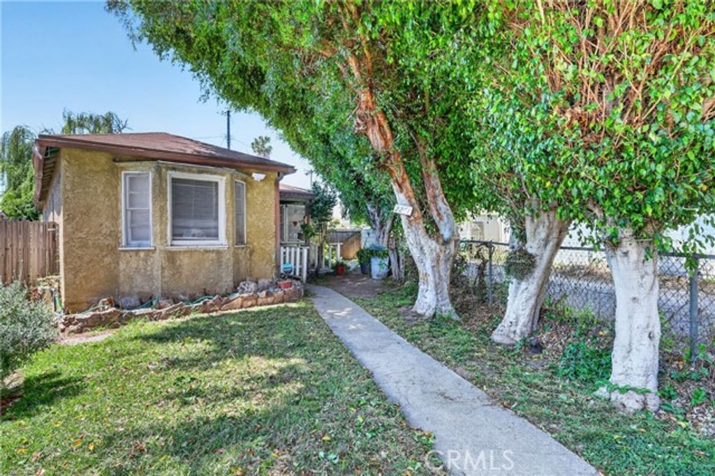 2211 Amherst, Los Angeles, CA 90064