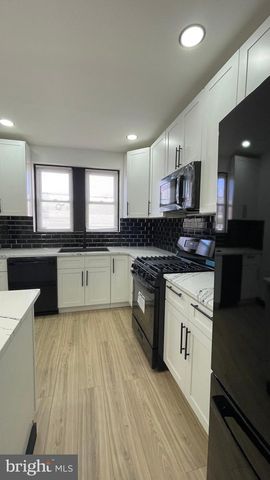 827 W FISHER AVE, Philadelphia, PA 19141