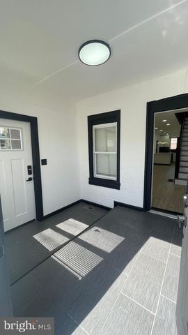 827 W FISHER AVE, Philadelphia, PA 19141