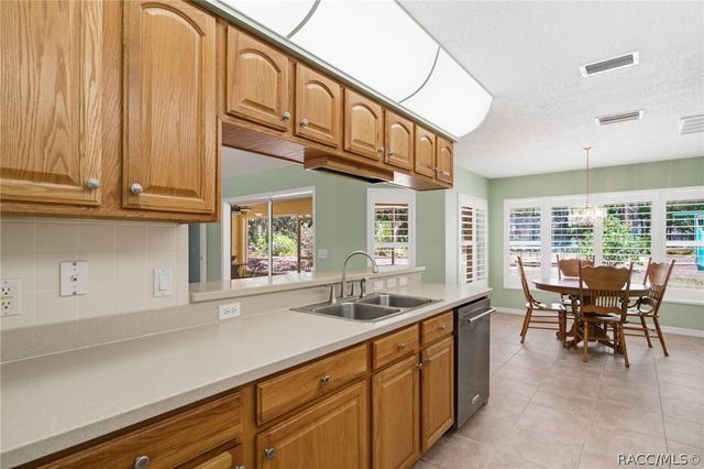 1461 W Redding Street, Hernando, FL 34442