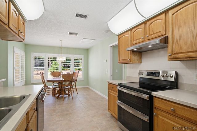 1461 W Redding Street, Hernando, FL 34442