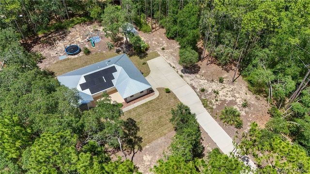1461 W Redding Street, Hernando, FL 34442