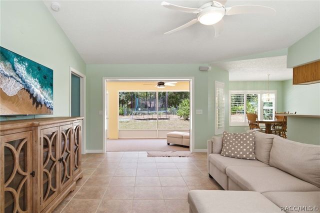 1461 W Redding Street, Hernando, FL 34442