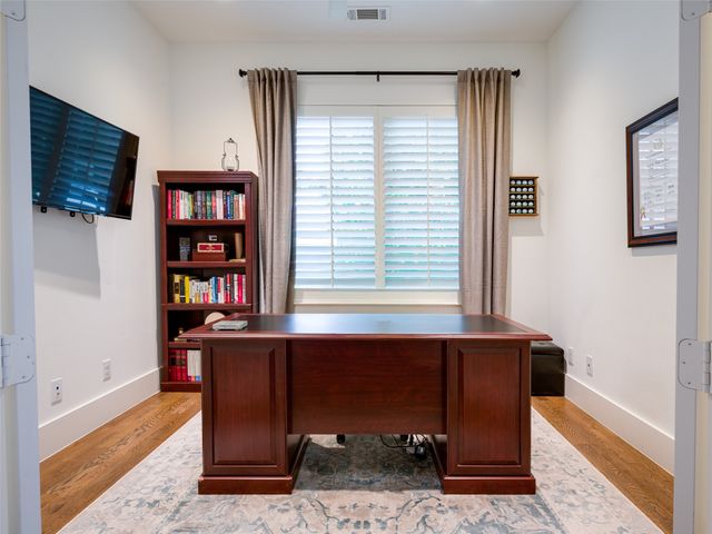 5909 Revere Place, Dallas, TX 75206