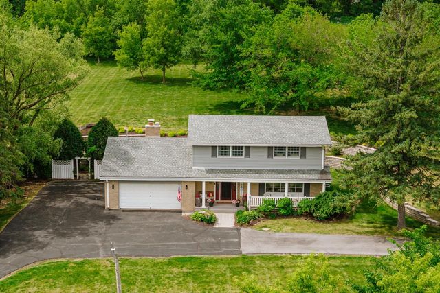 N10W28431 Northview ROAD, Waukesha, WI 53188