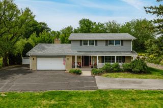 N10W28431 Northview ROAD, Waukesha, WI 53188