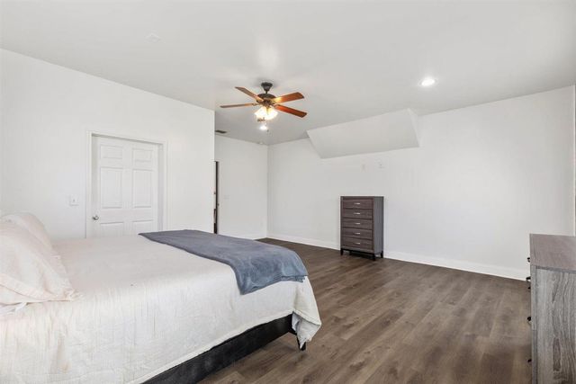 1206 Walter Hoffman RD, Cedar Creek, TX 78612