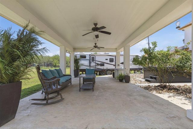 1206 Walter Hoffman RD, Cedar Creek, TX 78612