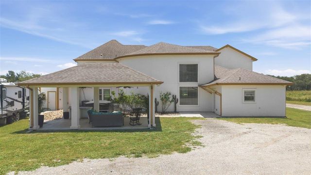 1206 Walter Hoffman RD, Cedar Creek, TX 78612