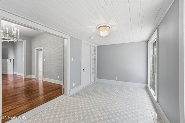 350 S Tellico St, Madisonville, TN 37354