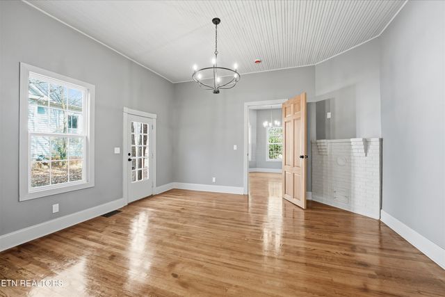 350 S Tellico St, Madisonville, TN 37354