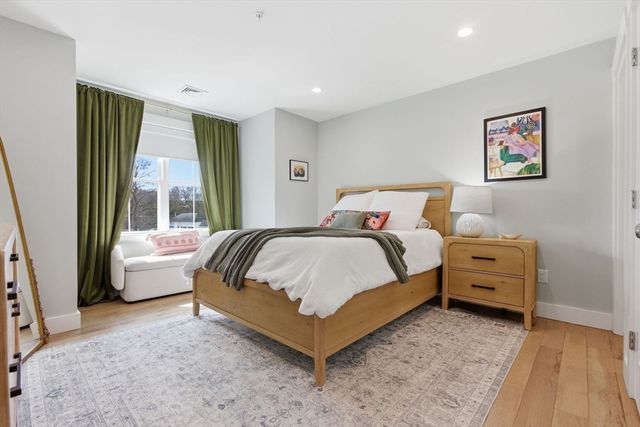 274 Providence Rd 5, Grafton, MA 01560