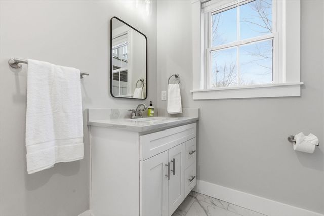 274 Providence Rd 5, Grafton, MA 01560