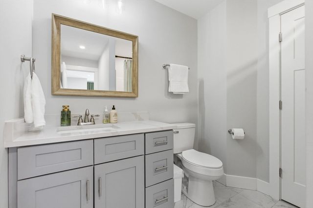 274 Providence Rd 5, Grafton, MA 01560