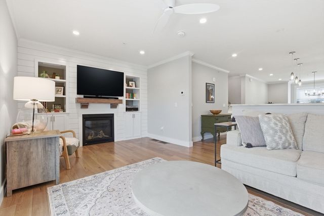 274 Providence Rd 5, Grafton, MA 01560