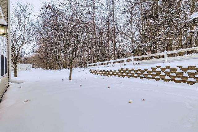 16322 70th Avenue N, Maple Grove, MN 55311