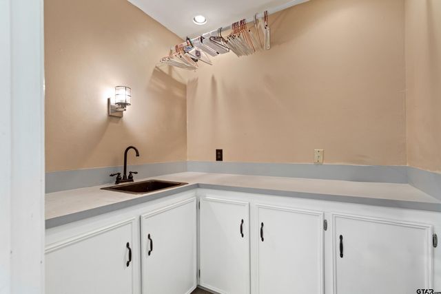 815 Dulse, Tyler, TX 75701