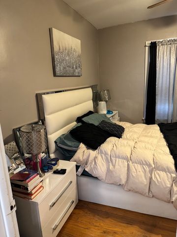 5301 W Le Moyne Street 2, Chicago, IL 60651