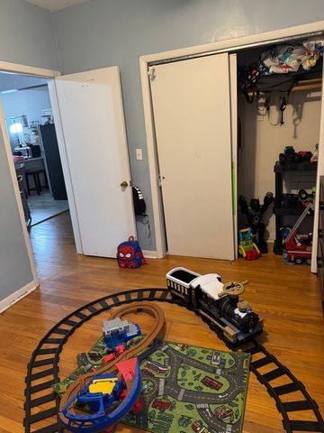 5301 W Le Moyne Street 2, Chicago, IL 60651